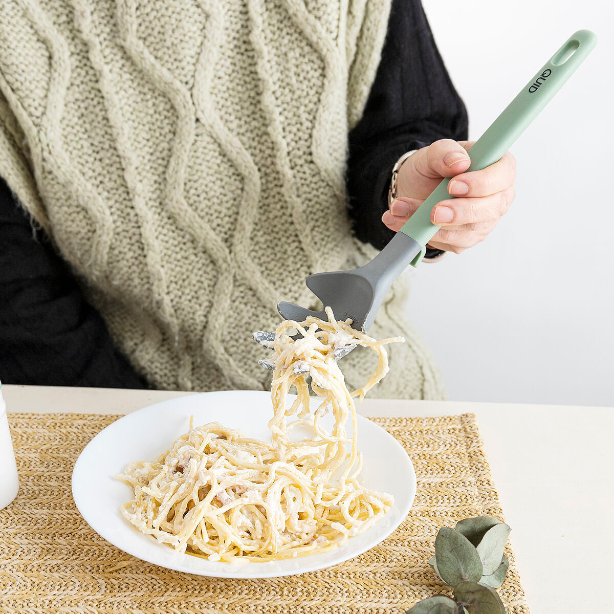 V3HC8228291DE8853AA630912AB7332528DR5282290P4