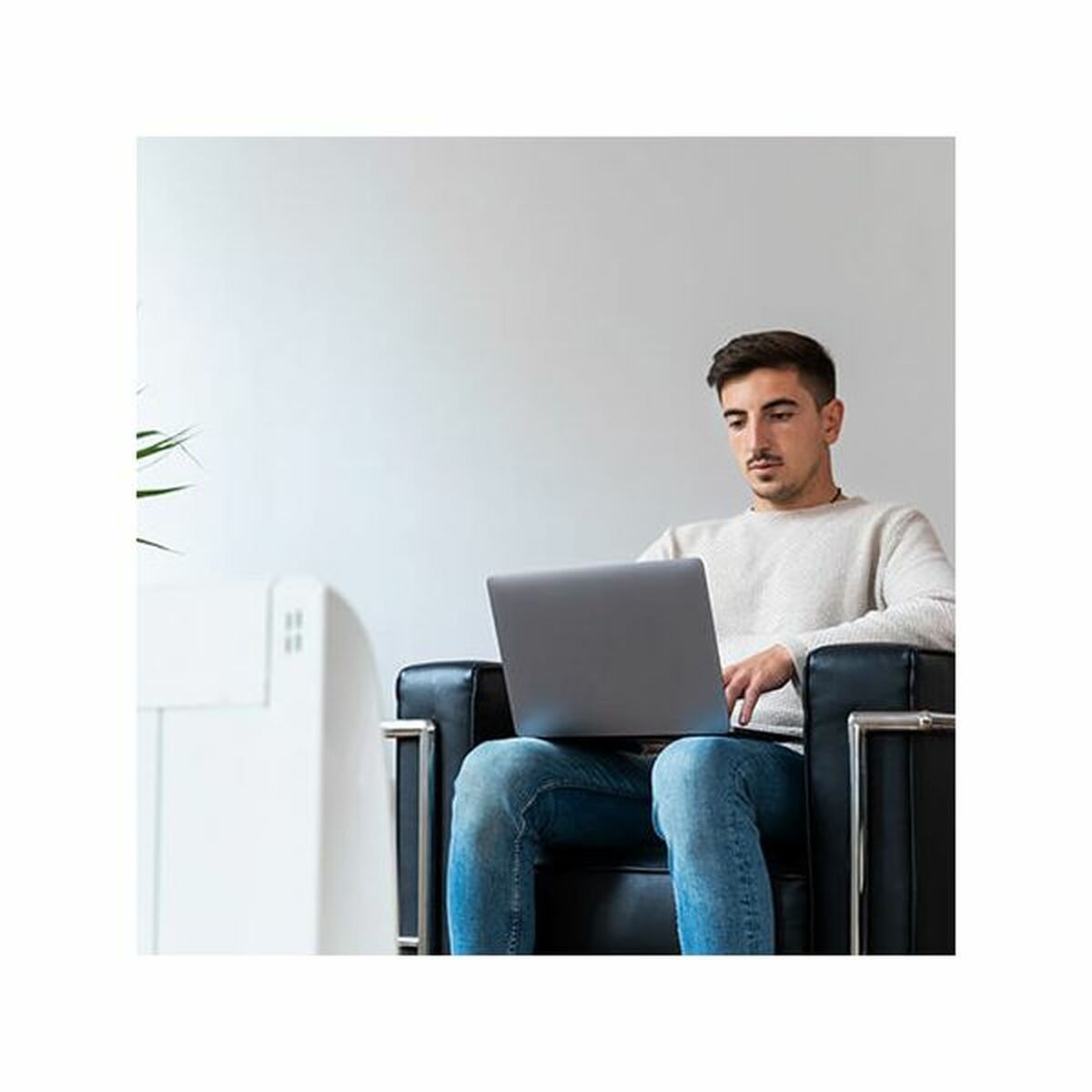 V8H1362B9AAB1D7B79D0FD7E65CD79B4357R6938233P6