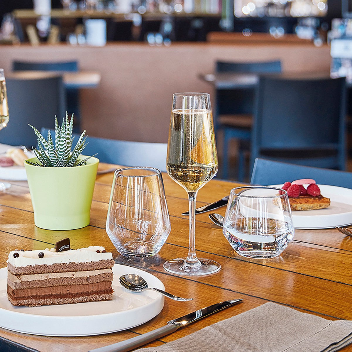 V9HFC27AB5920DD605BB3E291E4943FAD3CR5339668P5