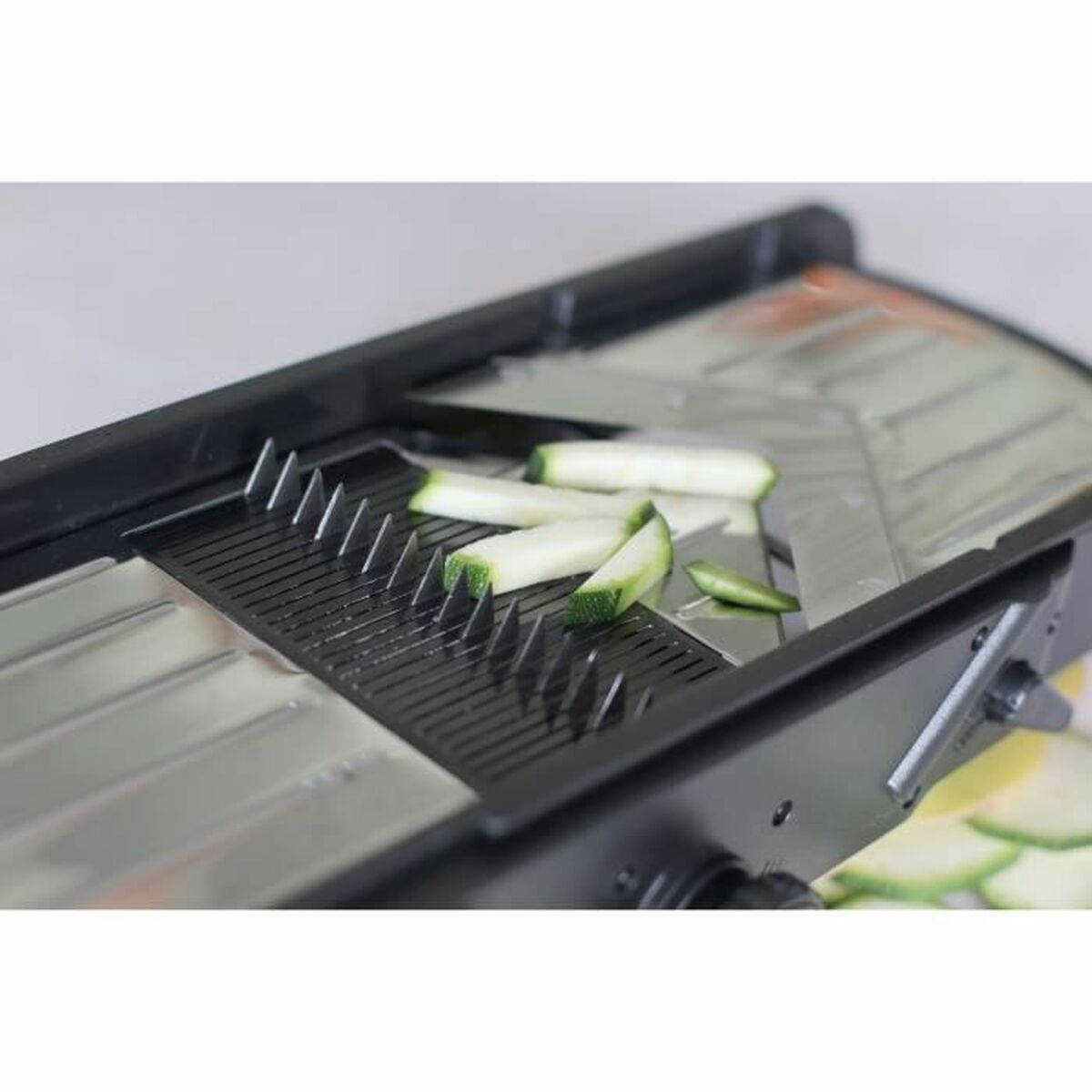 V2HE9DF050EB55A9EE59A86C0F11371442DR5789233P4