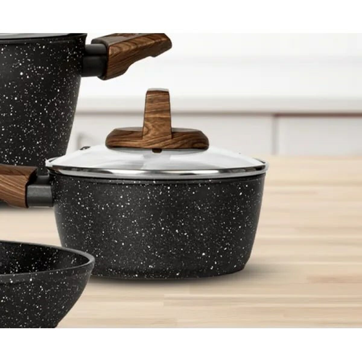 V2HC146F8241B9505C1CEE86715CAE425E2R6870552P4