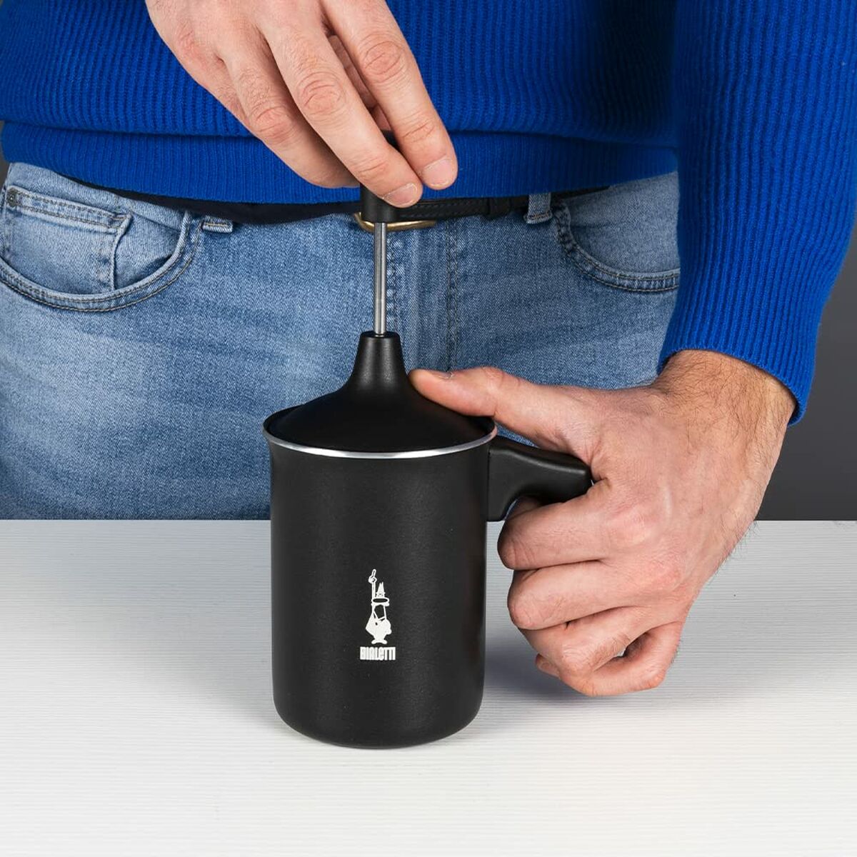 V6HF9A513BB4DC4373BB0222A8277E52F78R6430549P5