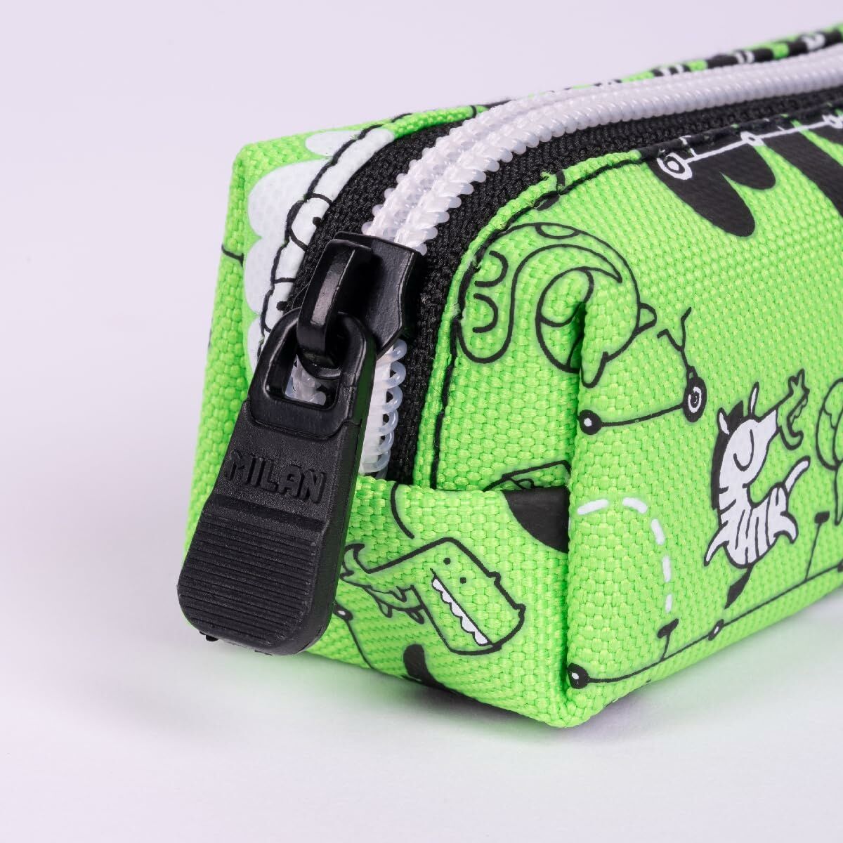 V5H45F78AEDE3DB768A300335AD78036C68R6103049P6