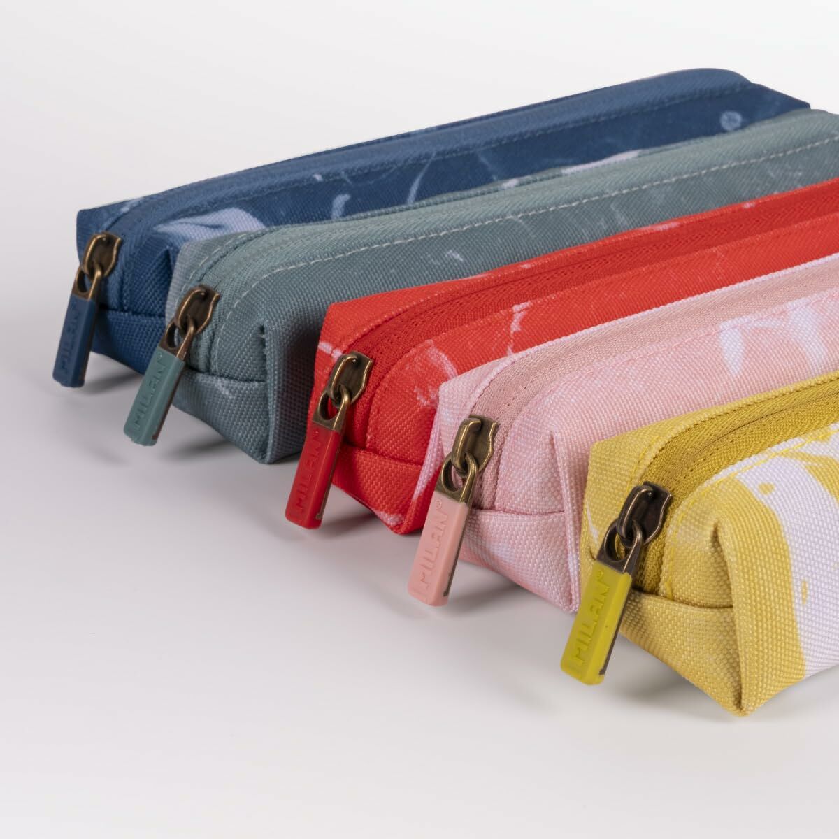 V5H70577B577932CB01412EB5ED11E04E7FR6092519P5