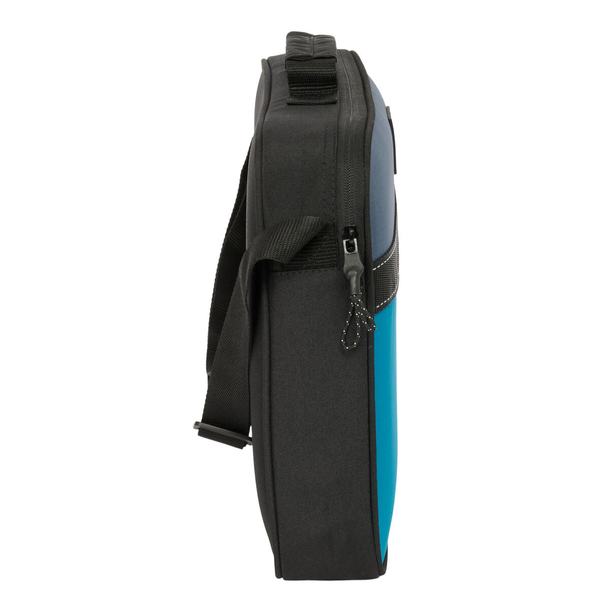 V5HCBEE0590801E6C123031DF21D8AD7043R5517677P3