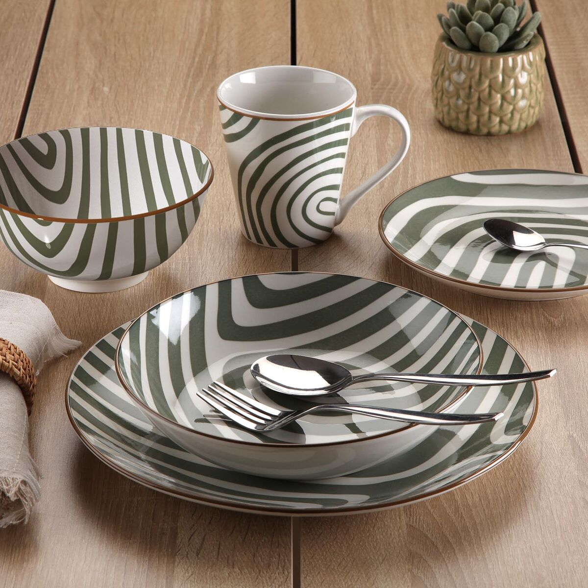 V1H01B0EC3C333A16F95944C594A2B5573ERP2