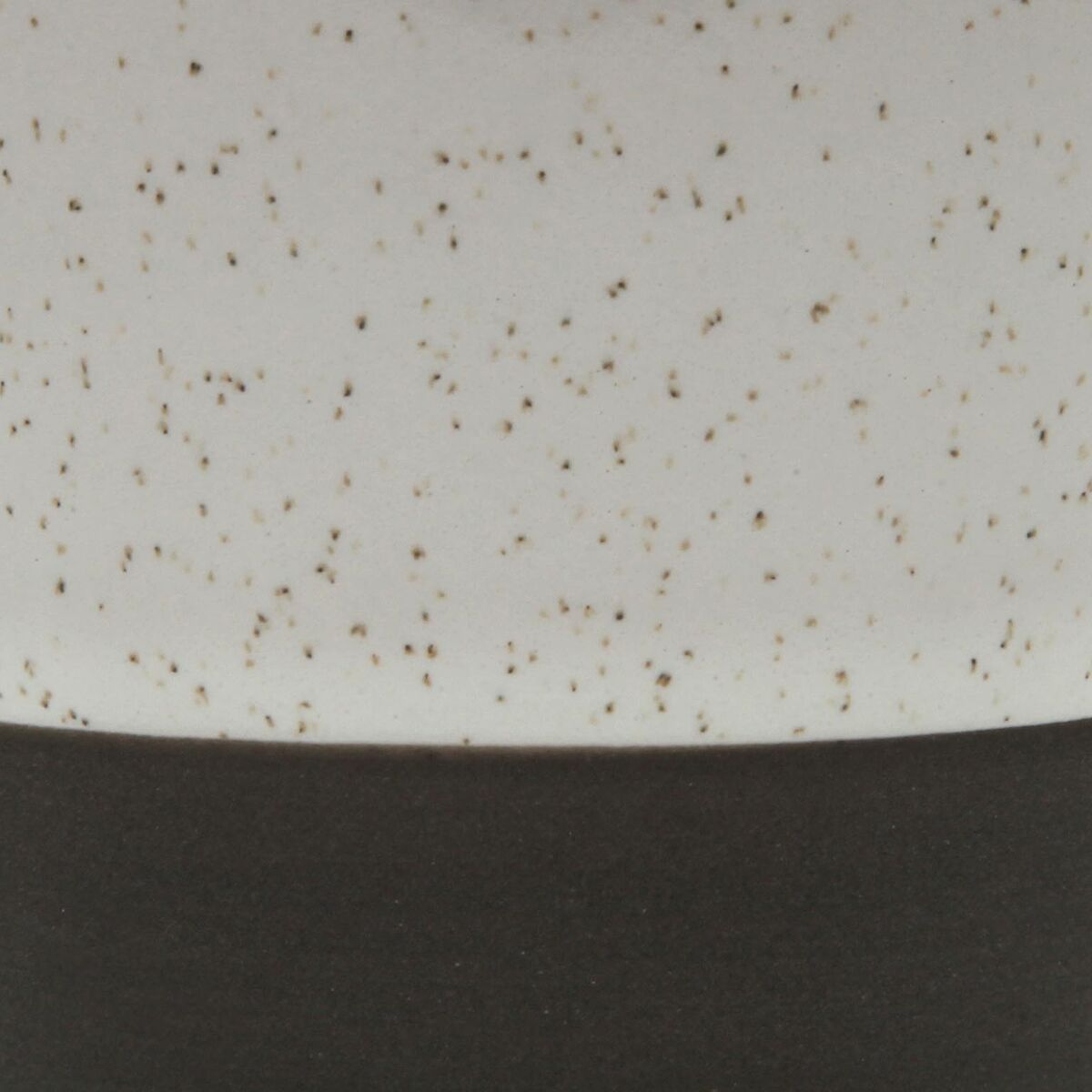 V2H3B094F00C1F7FD63436C5D5A2213565FR6828416P2