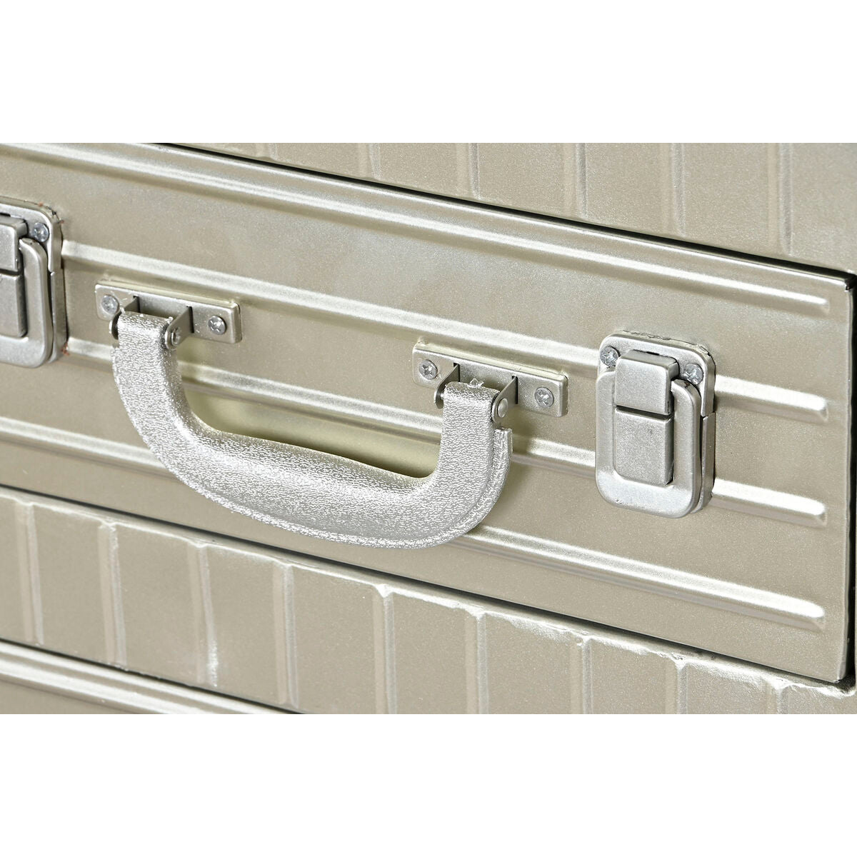 V7H3E900B055D26A856DA876D7A32ABD7DAR6260747P5