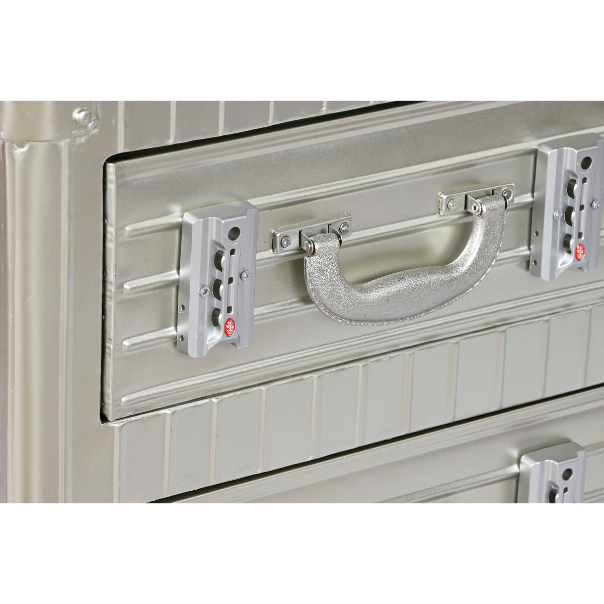 V8H1B6166CCF21CDDCEC6C7BD1858A53FF8R3887952P3