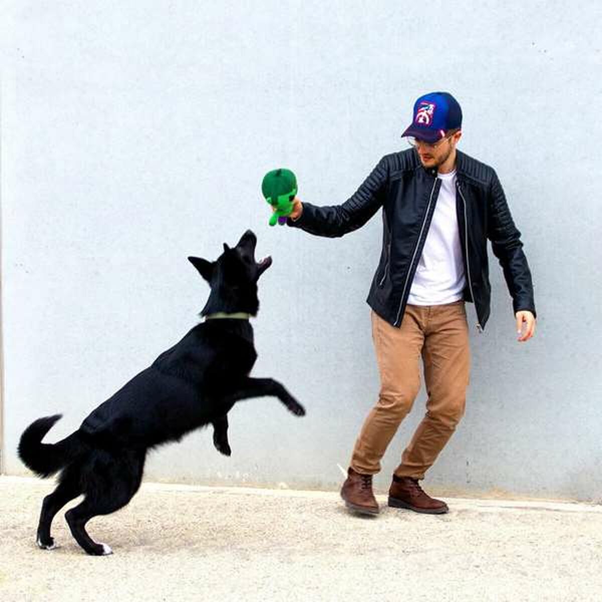 V6H526231E330CBB270FEAD6143A4FCECF1R7134525P8