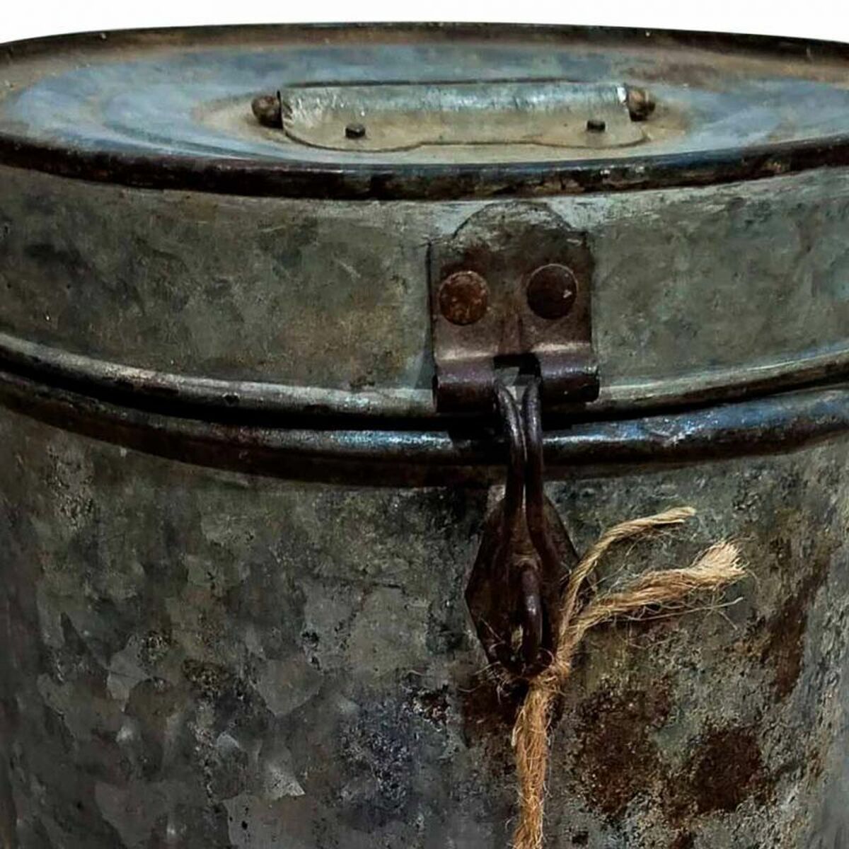 V7HA4765F298095AEC9FF4F8A4046322AC4R5260722P5