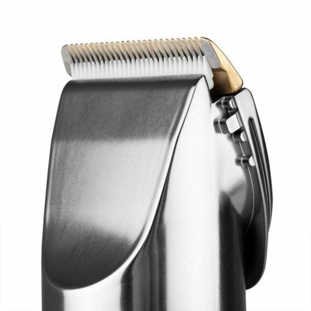 Baard en haar trimmer Orbegozo CTP-2500