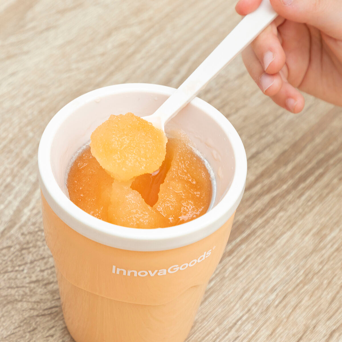 Kop voor het maken van ijs en slushies met recepten Frulsh InnovaGoods